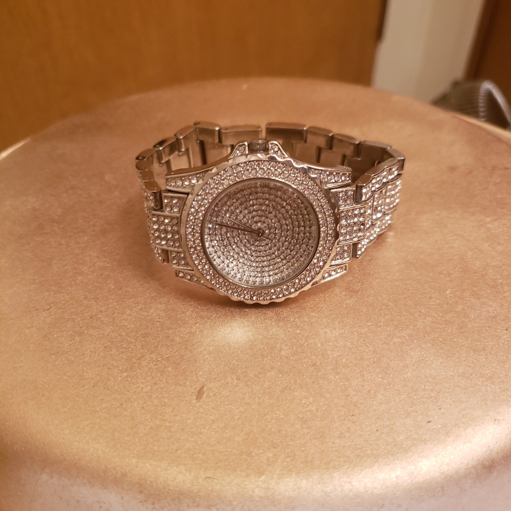 Stainless steel women's watch